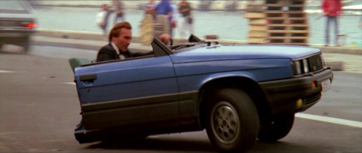 renault-11-taxi-james-bond.jpg